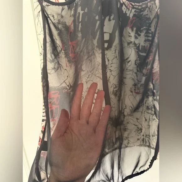 BNWOT GUESS Sheer Graphic Tank Top | Studded Back | Racerback | Size M - Picture 5 of 6